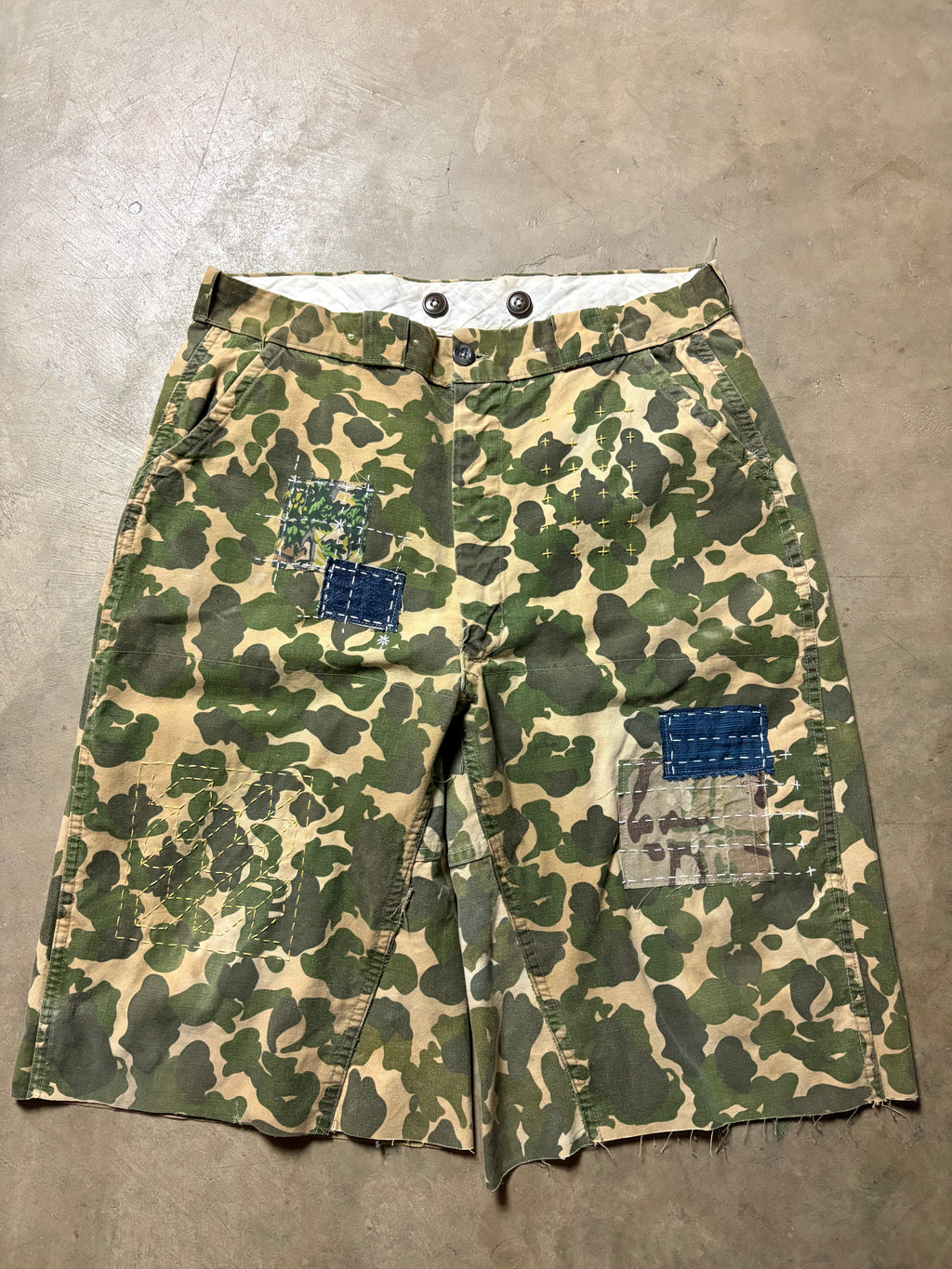 Vintage Sashiko-Repaired Duck Camo Short - 34