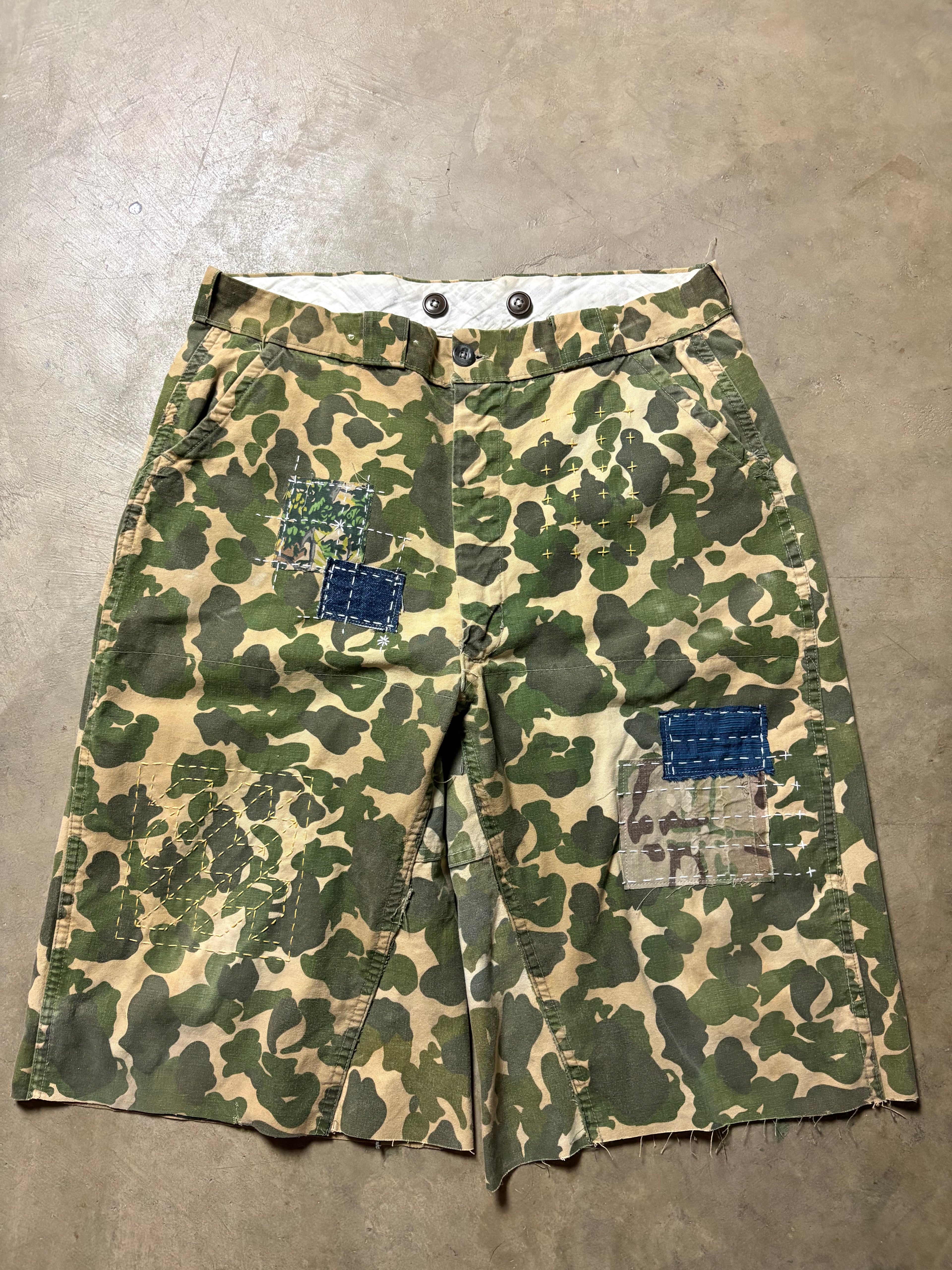 Vintage Sashiko-Repaired Duck Camo Short - 34