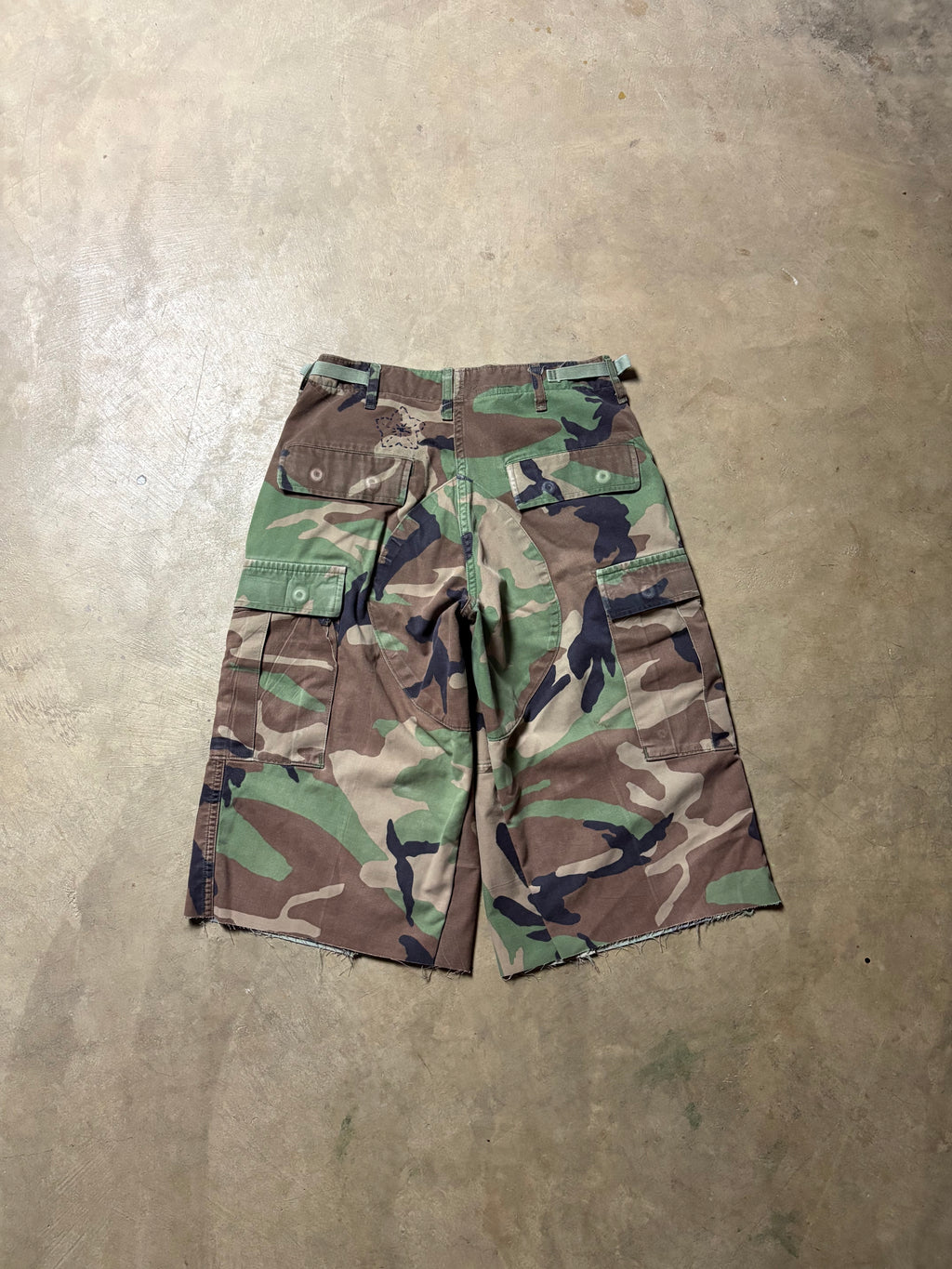 Vintage Sashiko-Repaired Floral Military Camo Short - 28
