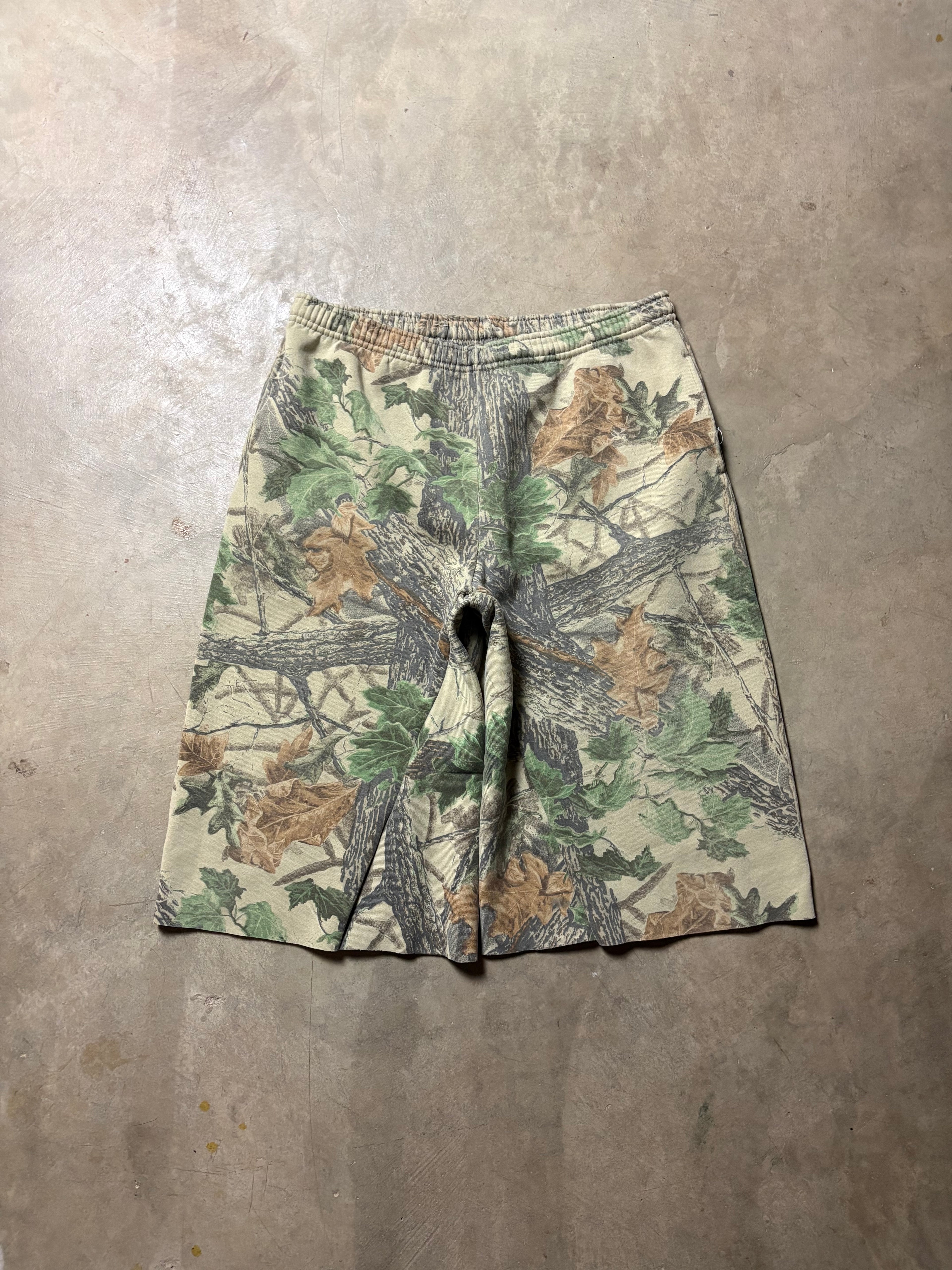 Vintage 90's Realtree Baggy 3/4  Sweatshort - L