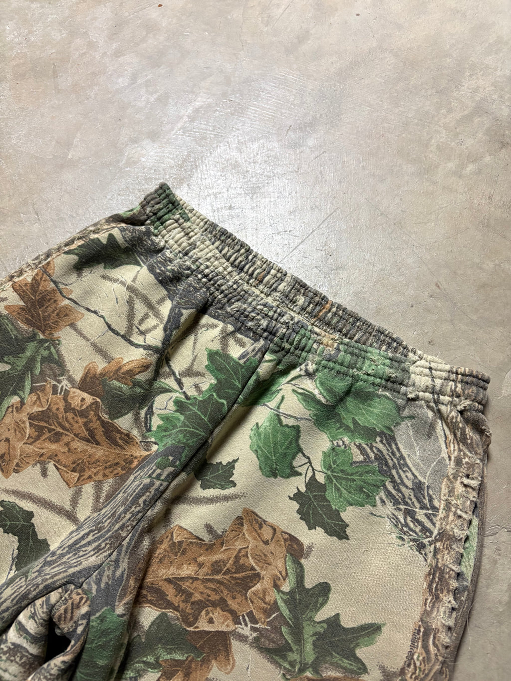 Vintage 90's Realtree Baggy 3/4  Sweatshort - M