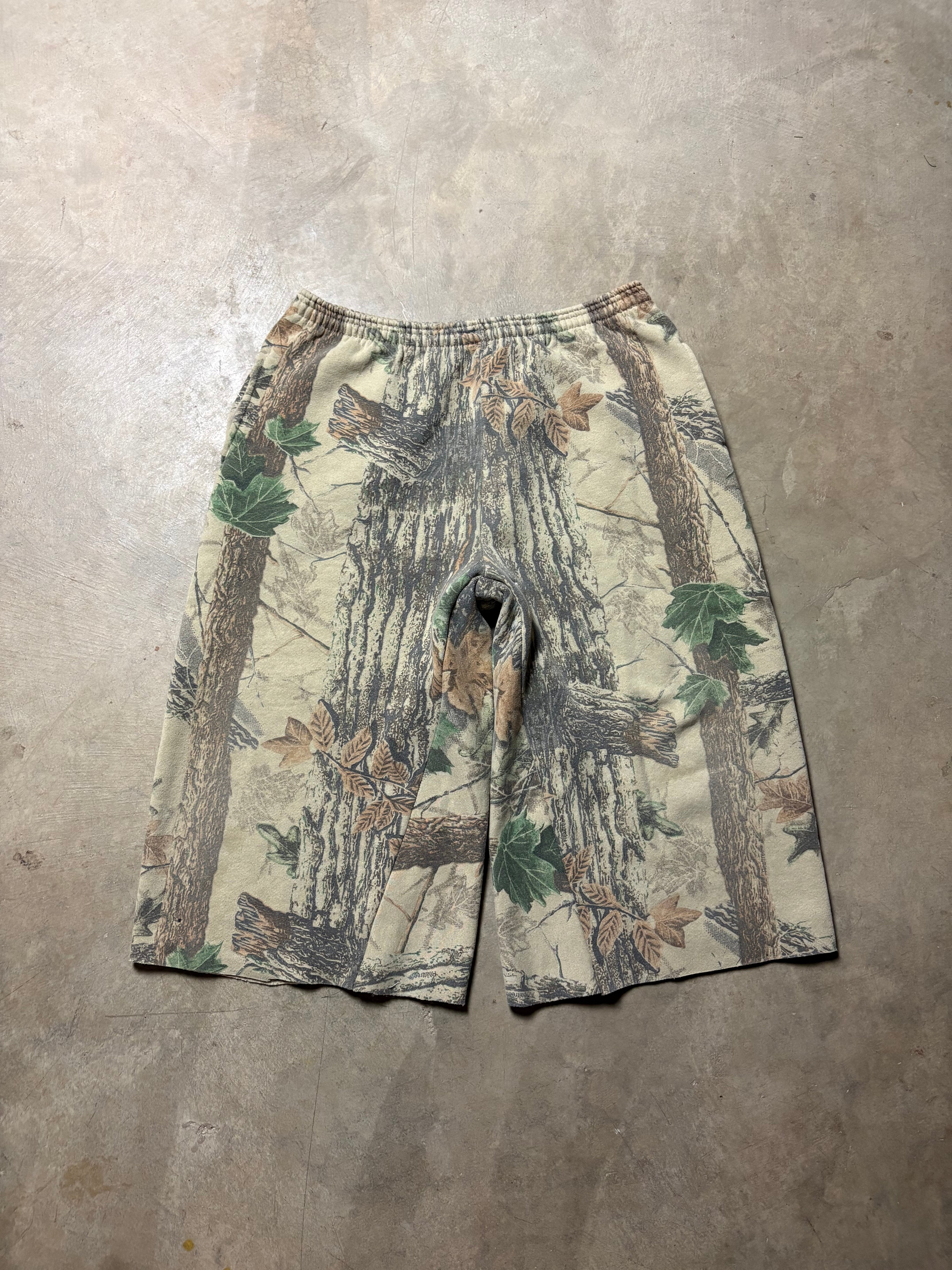 Vintage 90's Realtree Baggy 3/4 Sweatshort - L