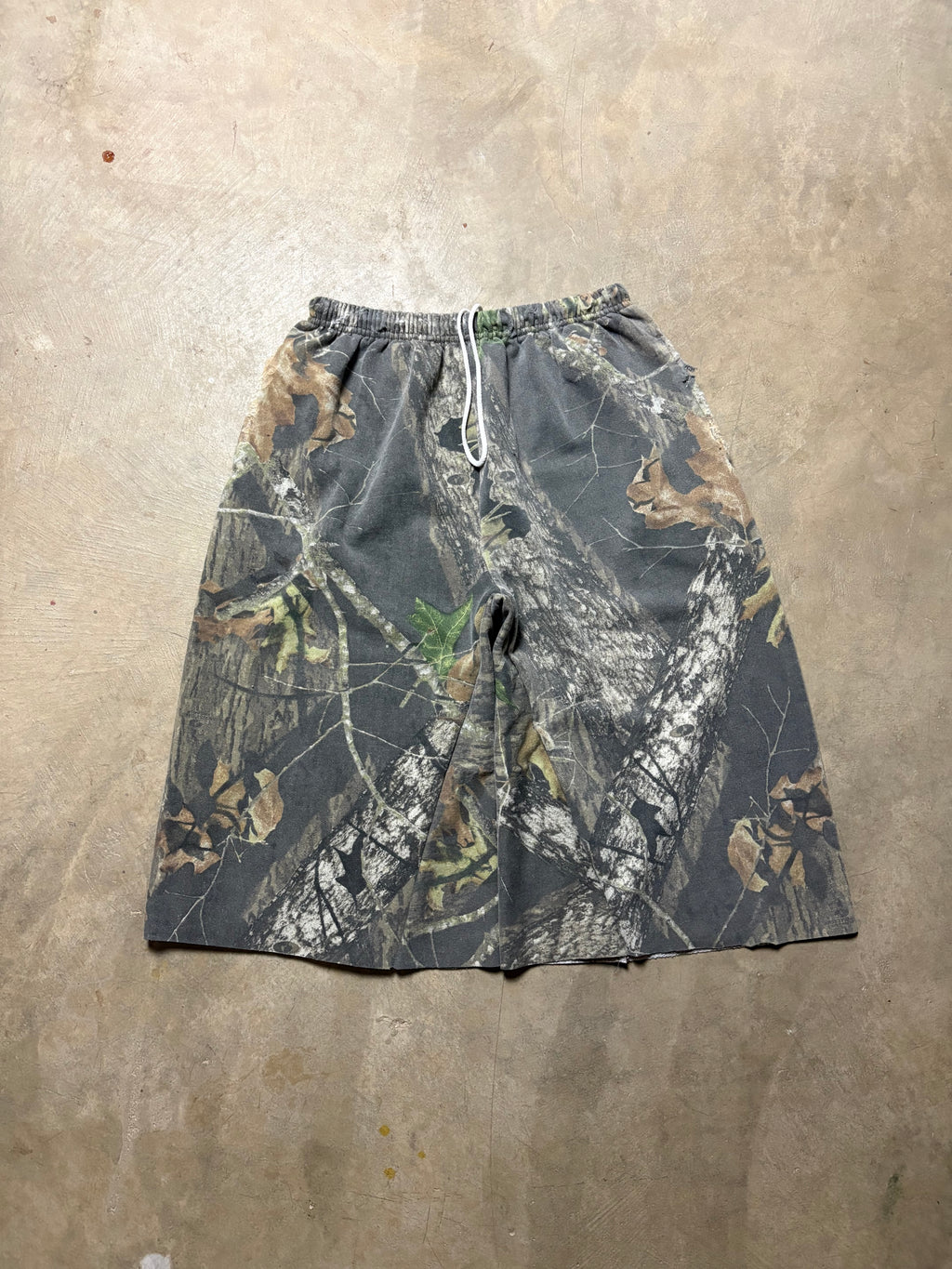 Vintage 90's Realtree Baggy 3/4 Sweatshort - M