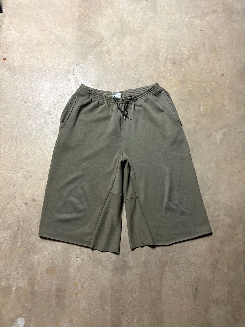 Vintage 90's Carhartt Baggy 3/4 Sweatshort - M