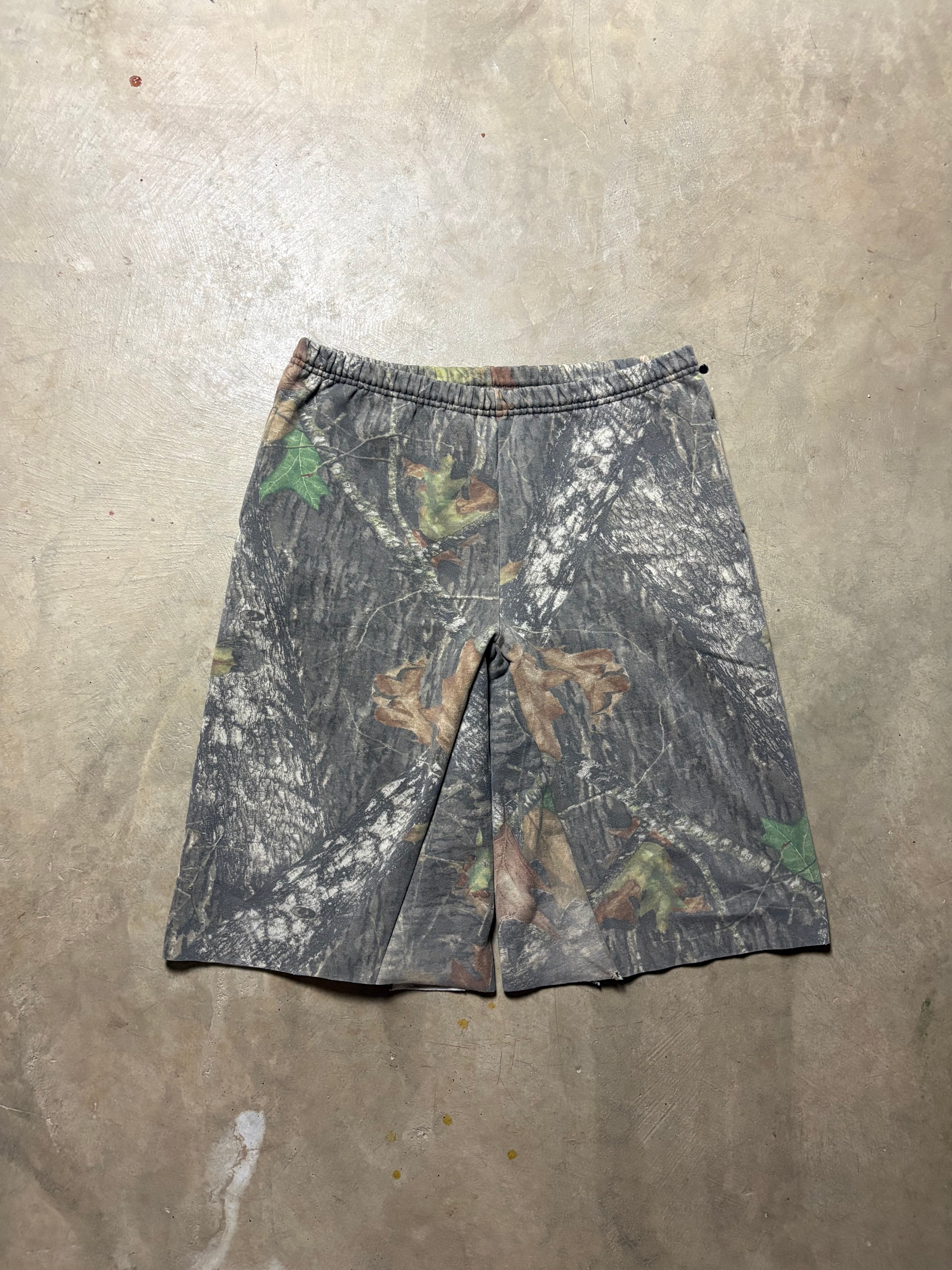 Vintage 90's Realtree Baggy 3/4 Sweatshort - M
