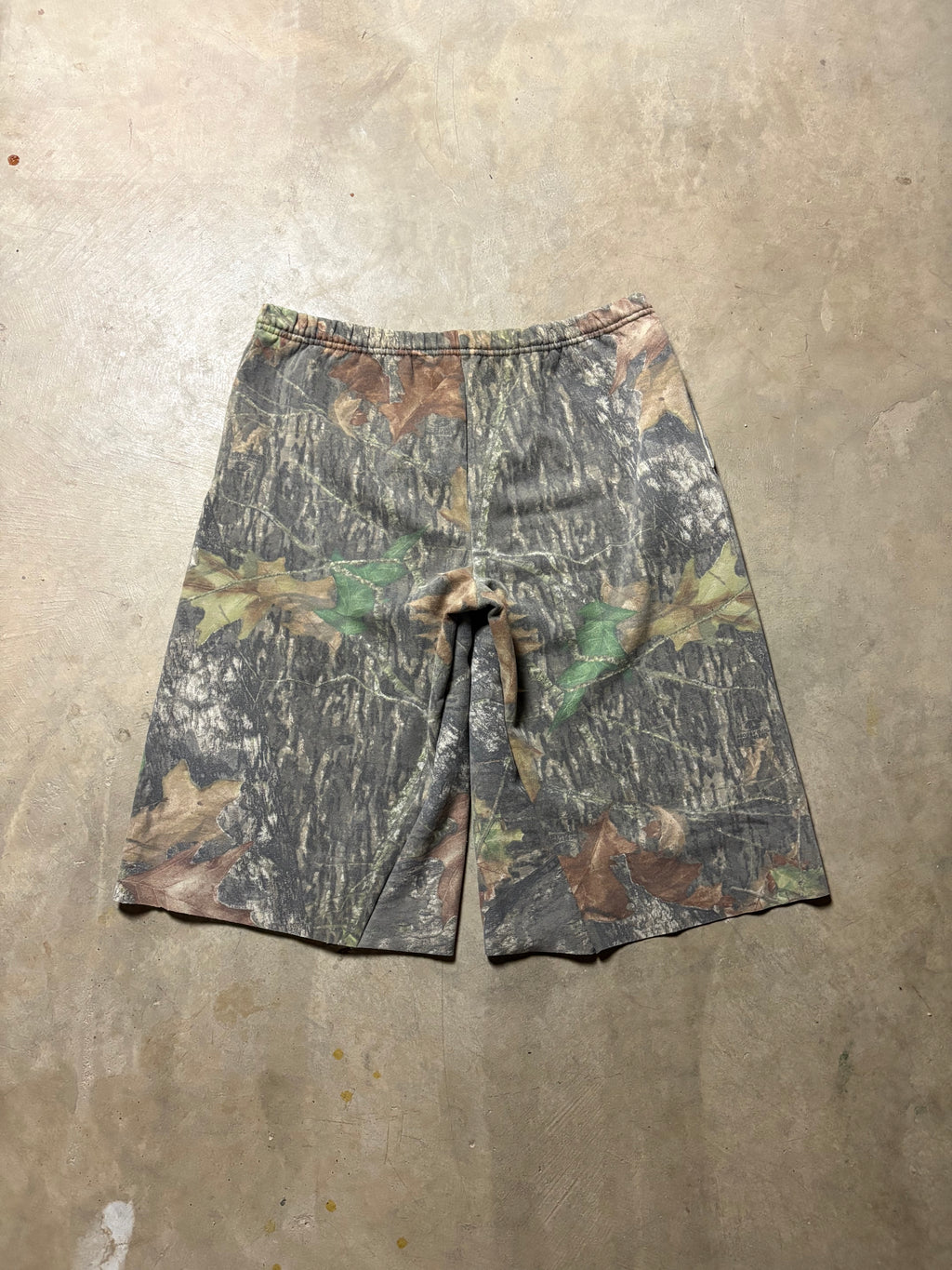 Vintage 90's Realtree Baggy 3/4 Sweatshort - M