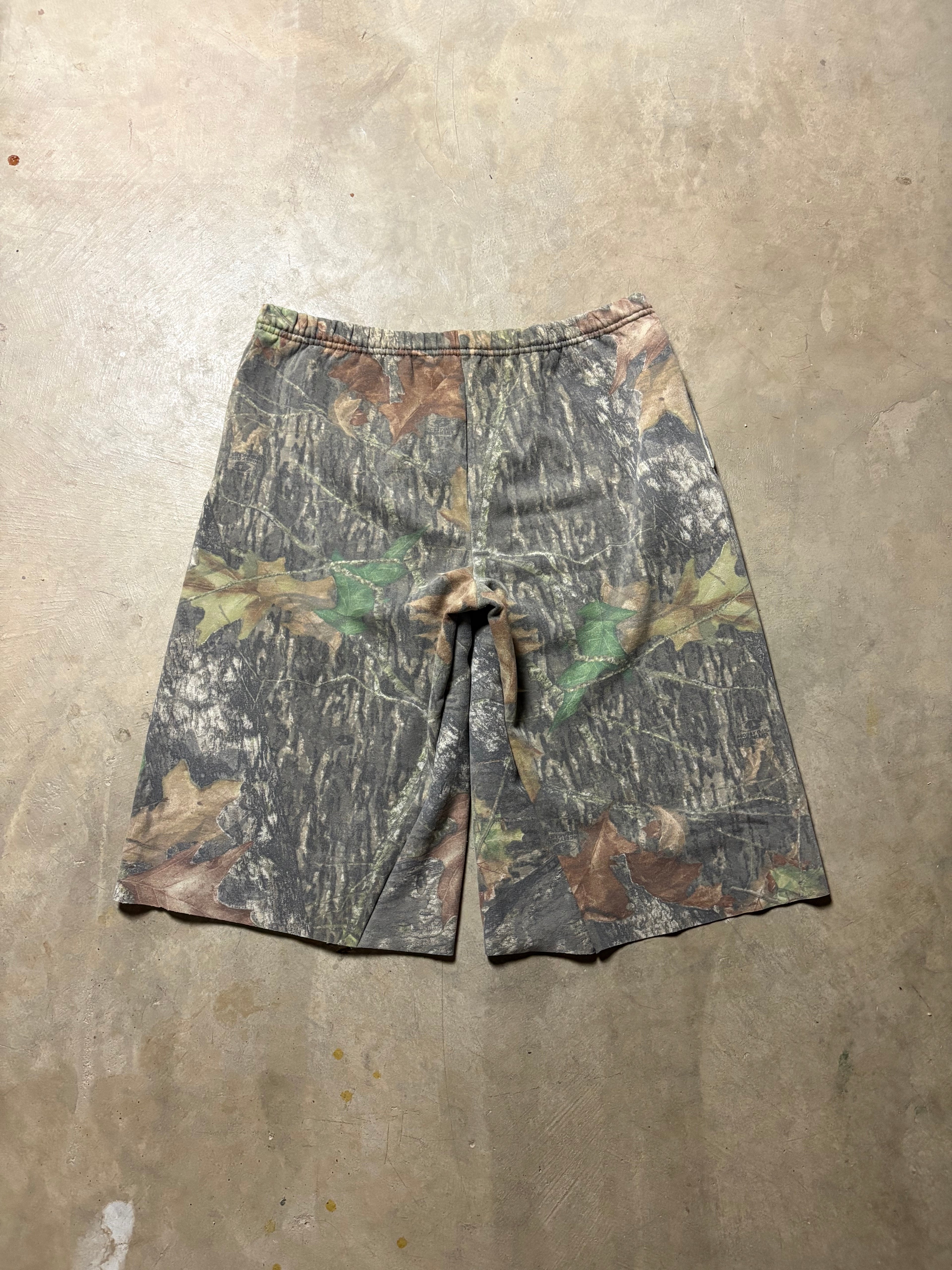 Vintage 90's Realtree Baggy 3/4 Sweatshort - M