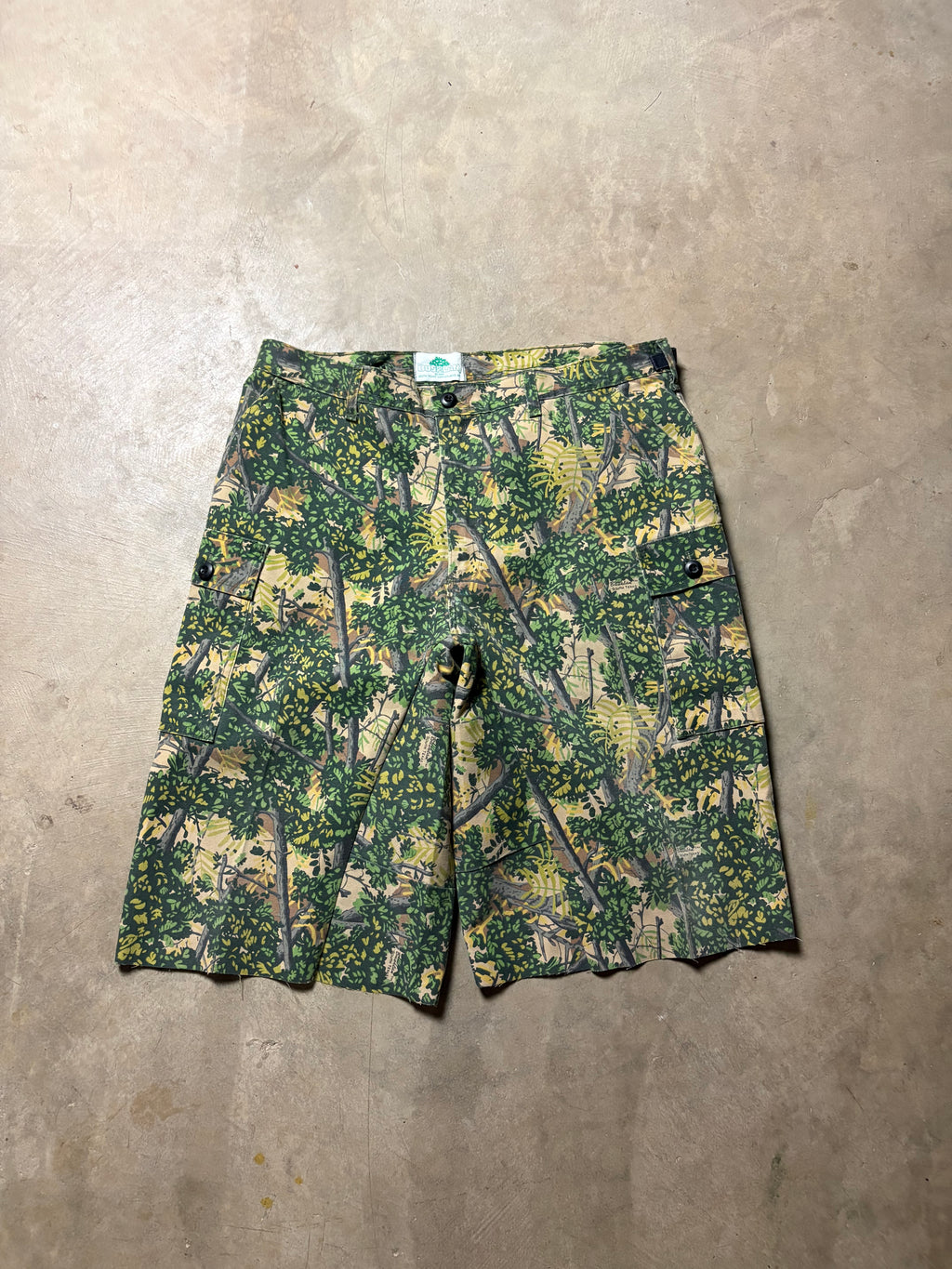 Vintage Japanese Tree Camo 3/4 Short - 36
