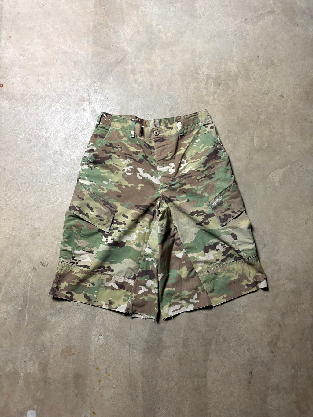 Vintage Camo 3/4 Short - 30