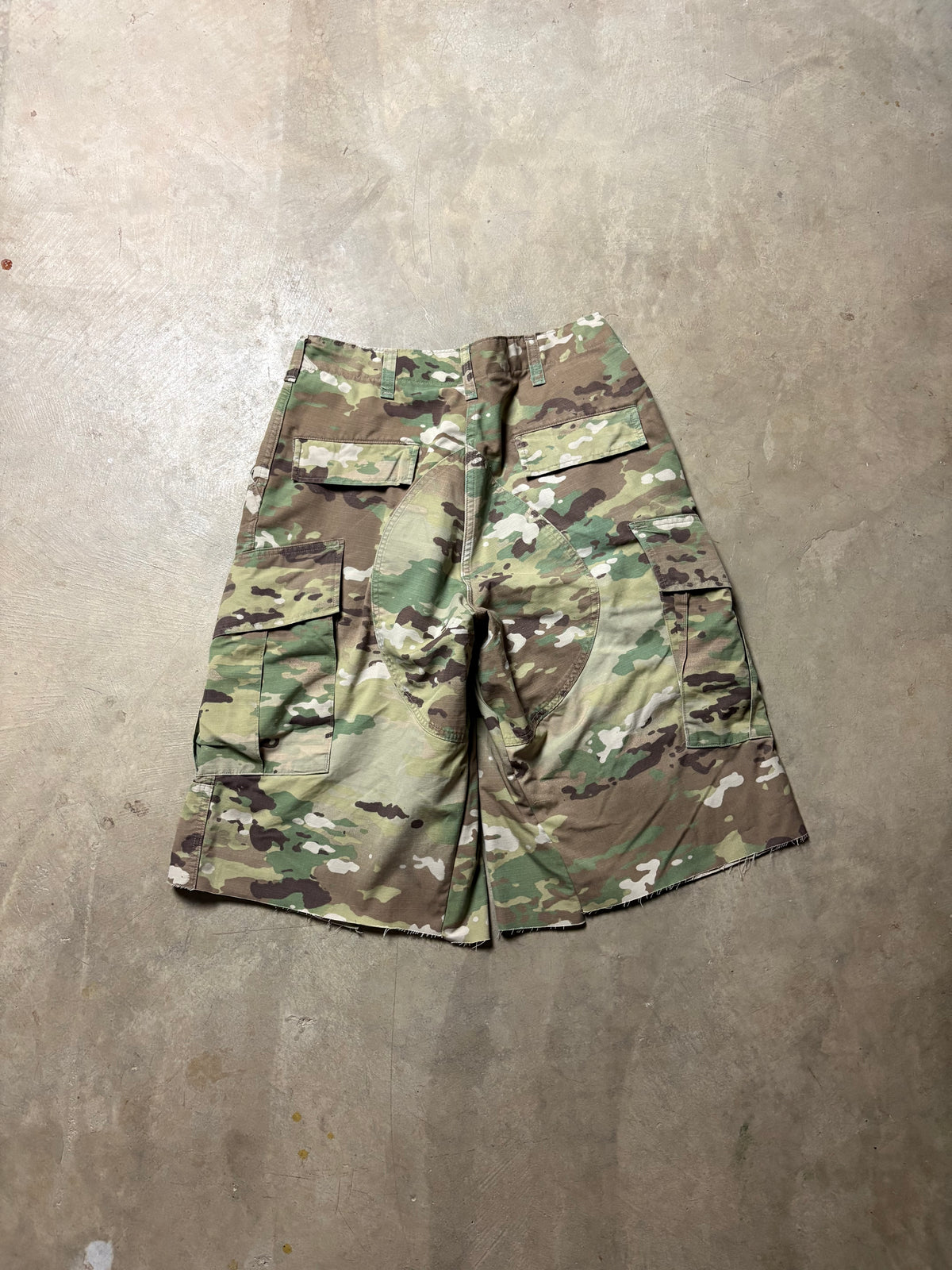 Vintage Camo 3/4 Short - 30