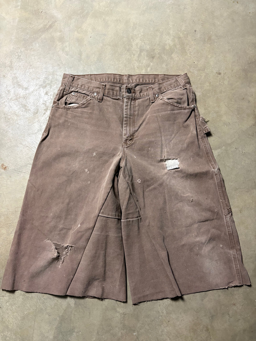 Vintage Brown Dickies Distressed Carpenter 3/4 Short - 32
