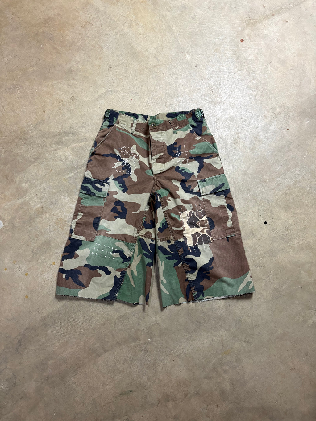 Vintage Faded Cat Sashiko-Repaired Military Camo Short - 30