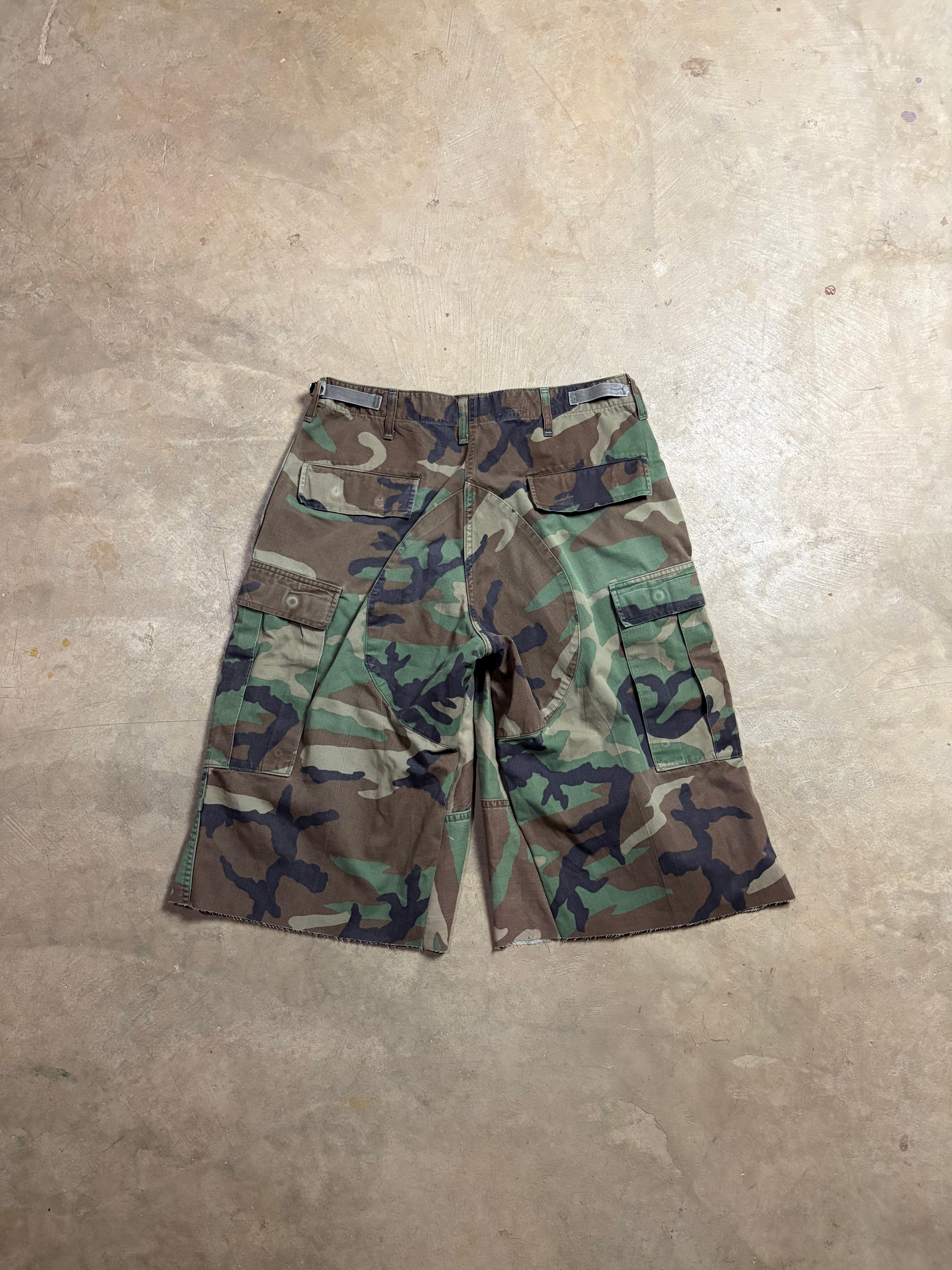 Vintage Sashiko-Repaired Lantern Military Camo Short - 32