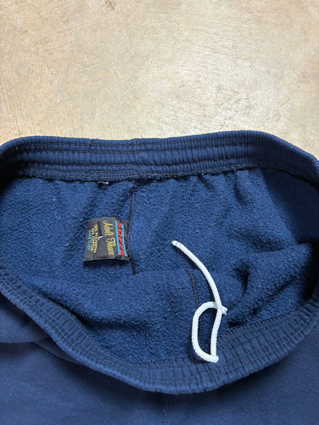 Vintage Navy 3/4 Baggy Sweatshort - L
