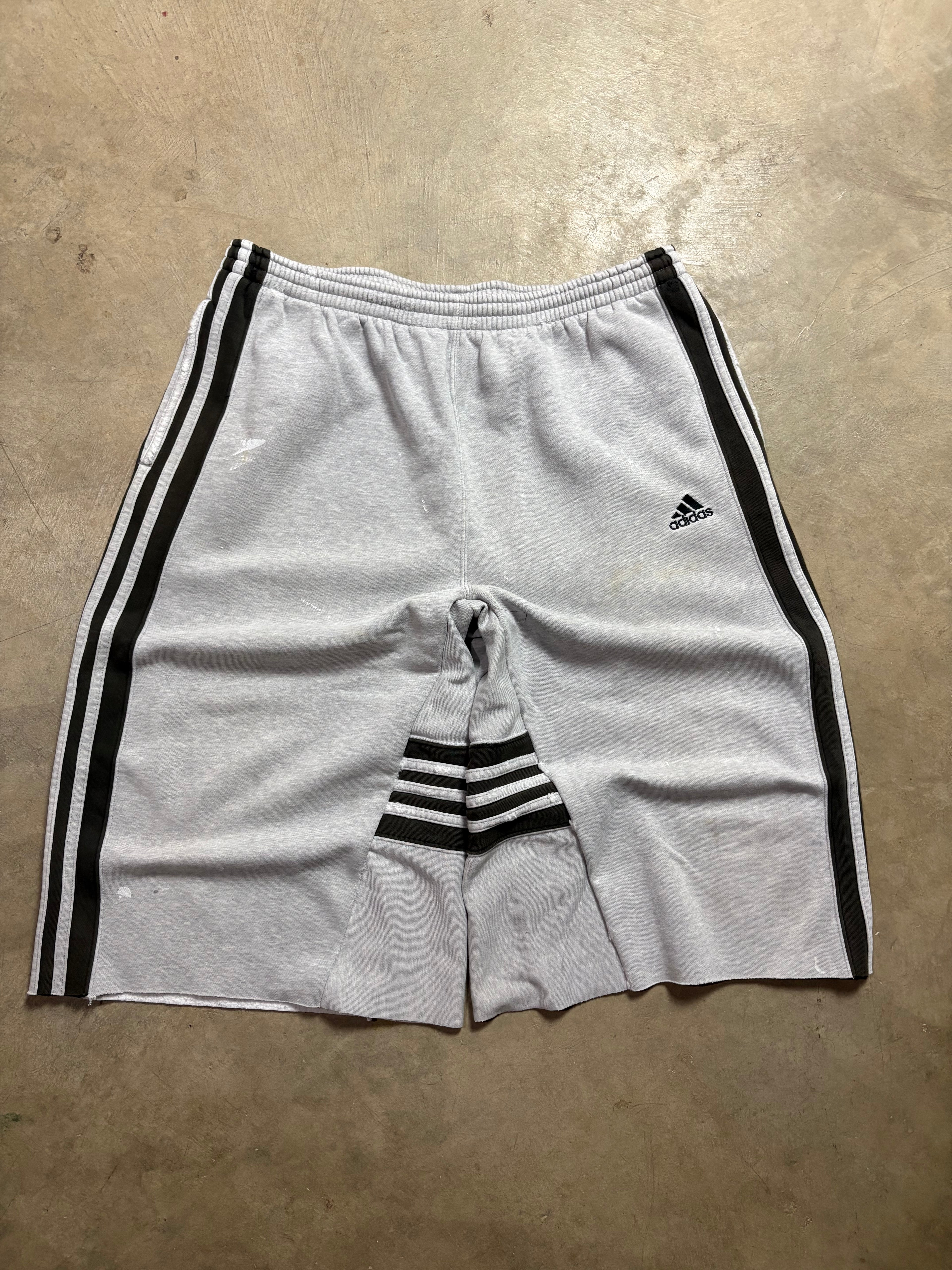 Vintage 90's Adidas Baggy Striped 3/4 Sweatshorts