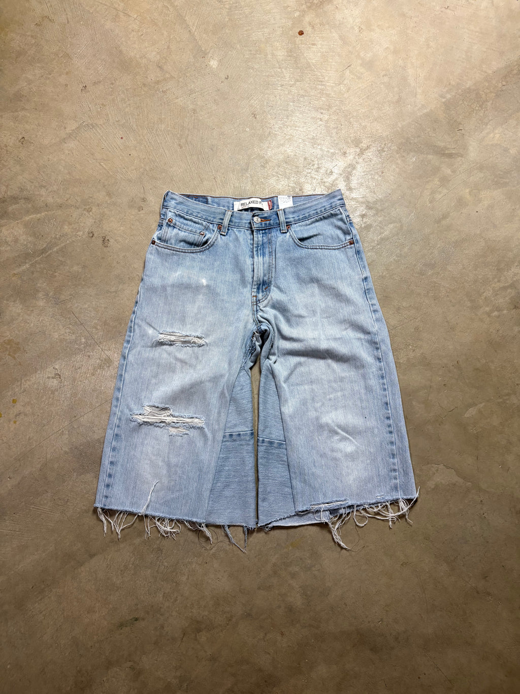 Vintage Distressed Denim 3/4 Short - 33